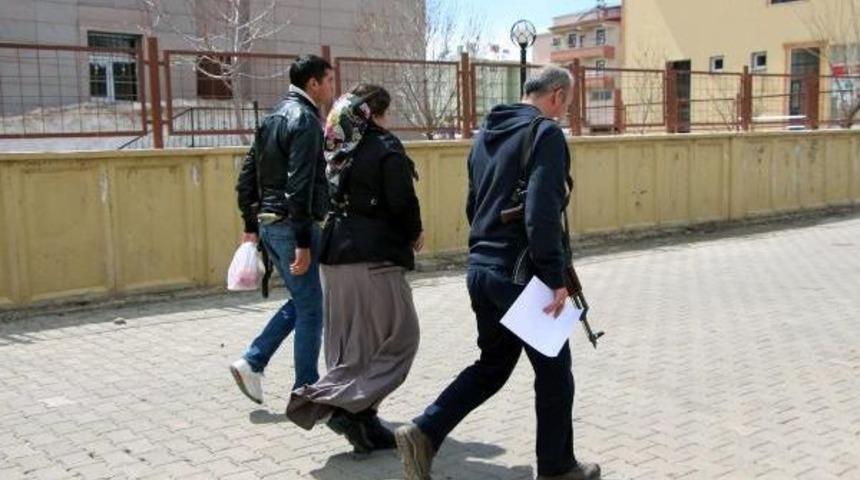 Sevgilisiyle Birlik Olup, Kocasını &Ouml;ld&uuml;rd&uuml;