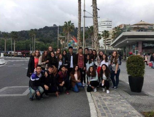 İspanya da Boğulan Balıkesirli Gencin Ailesi Yasta (3) 3