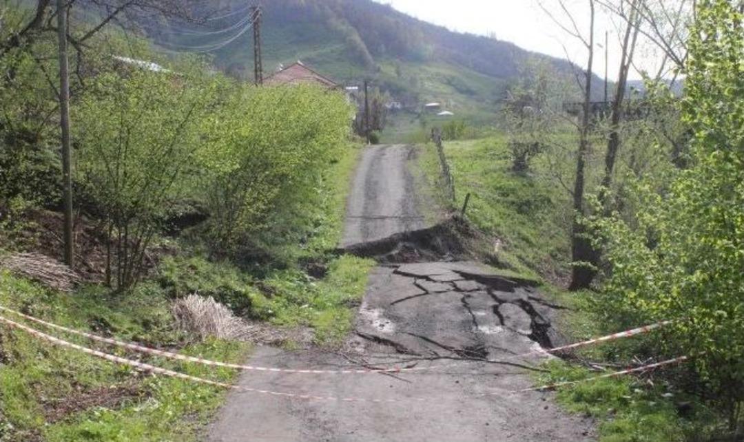 Tekkek&ouml;y&rsquo;de Heyelan