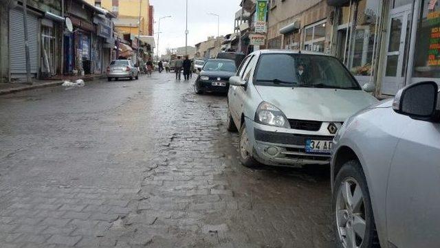 Diyadin’de Kepenkler Açıldı