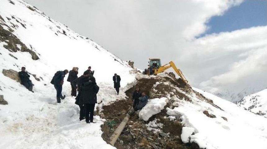 Karlı B&ouml;lgedeki Su Arızası Giderildi
