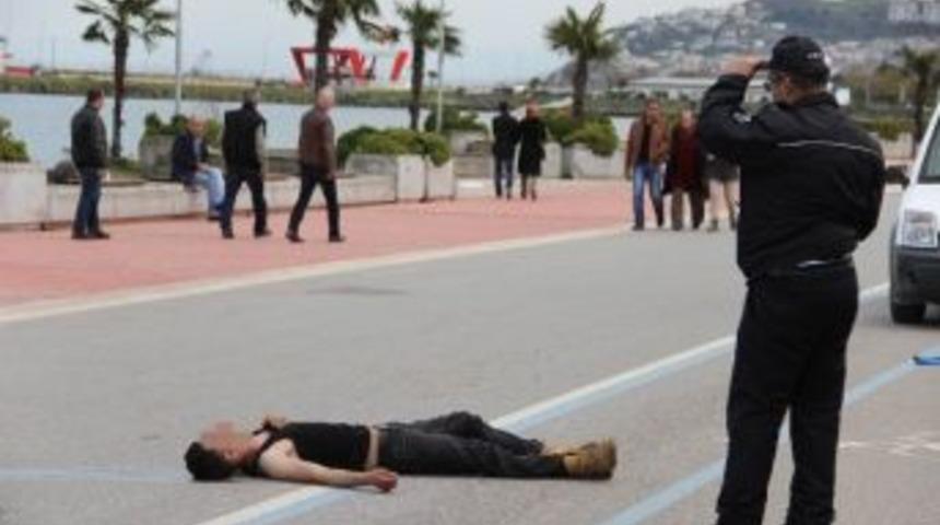 Sokak Ortasında Darp Edilen Gen&ccedil; İzinli Asker &Ccedil;ıktı