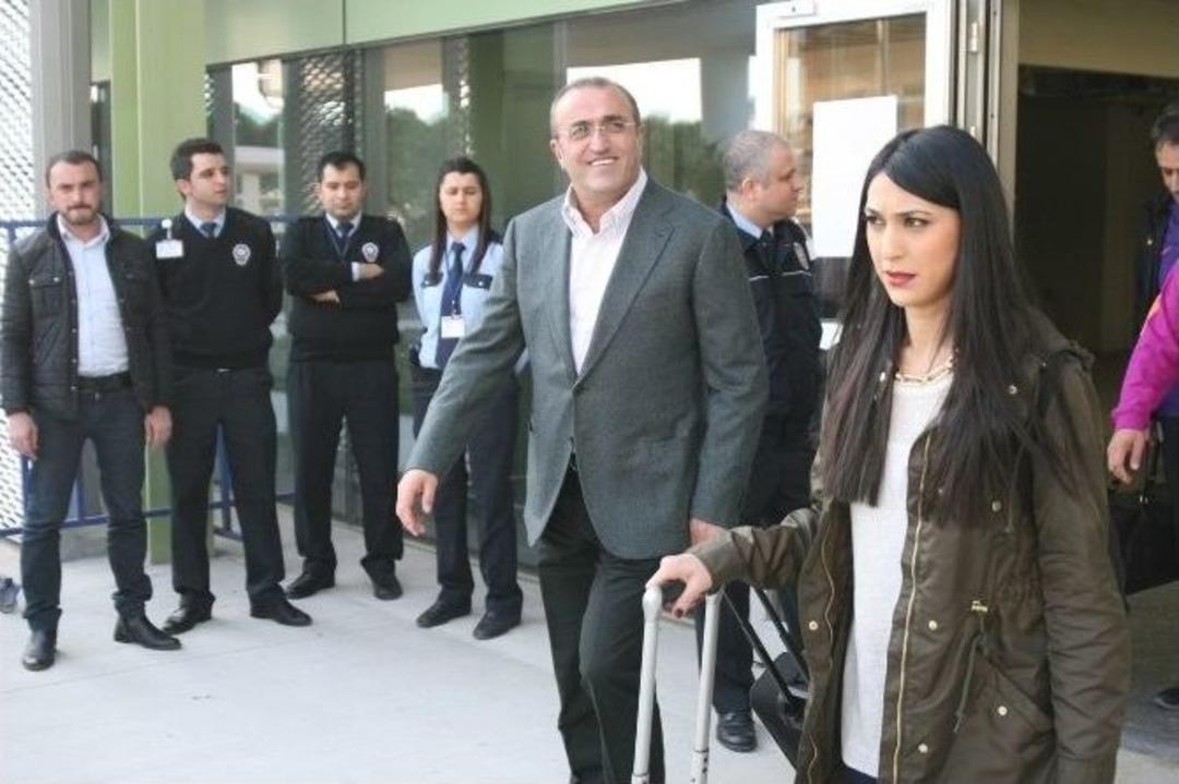 Galatasaray&rsquo;a İzmir&rsquo;de S&ouml;n&uuml;k Karşılama