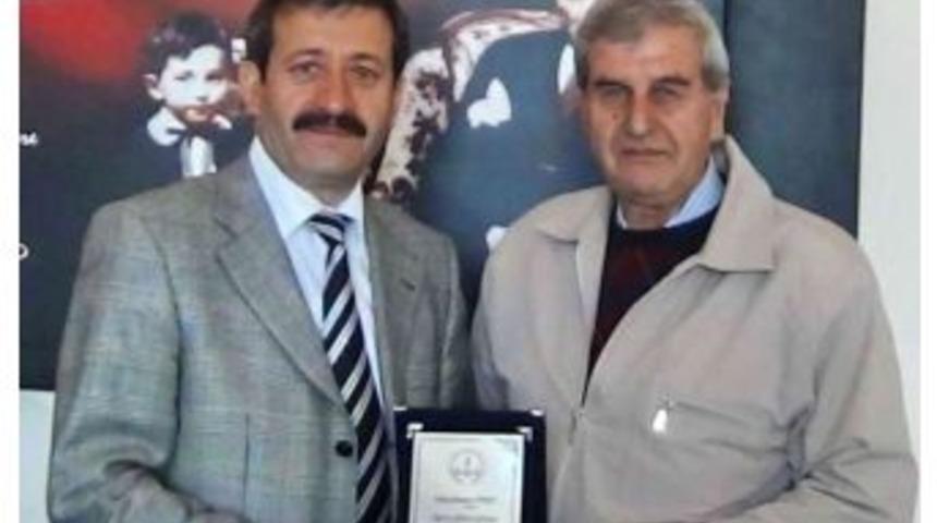 Simav İha&rsquo;ya Teşekk&uuml;r Plaketi