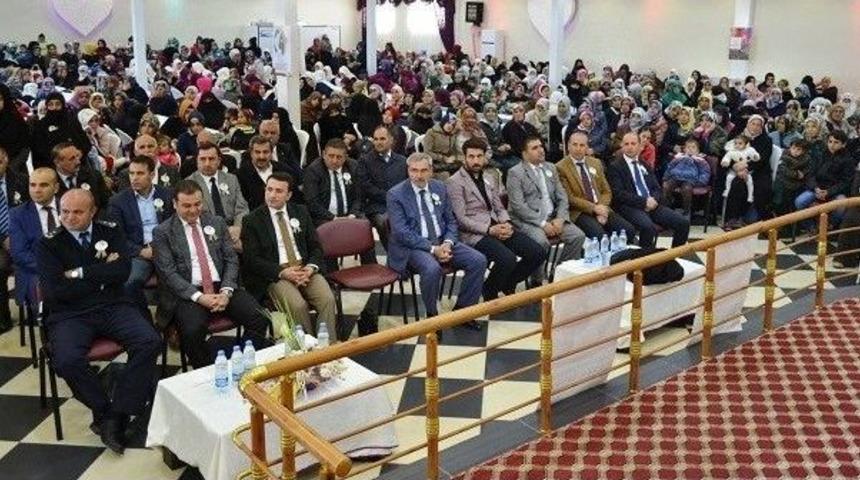 Erciş&rsquo;te Kutlu Doğum Programına Yoğun İlgi