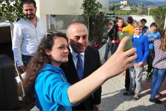 Bakan Çavuşoğlu'dan Papa'ya Eleştiri: Dini Liderler Nefreti Değil, Barışı Öne Çıkarmalı (3)