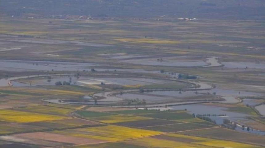 Menderes Taşkından Zarar G&ouml;ren &Uuml;reticiye Erteleme M&uuml;jdesi