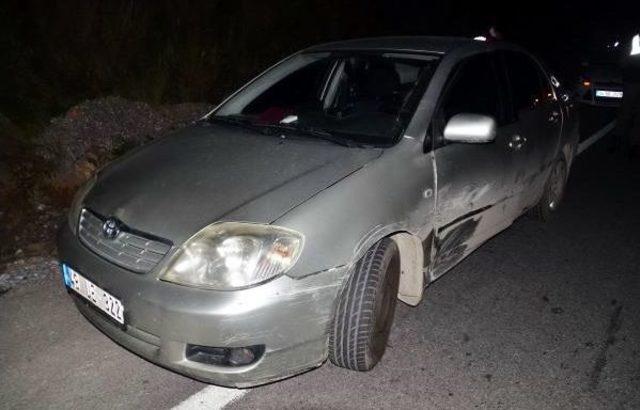 Polis Otomobiline Çarpıp Kaçan Şüpheliler Kayıplara Karıştı