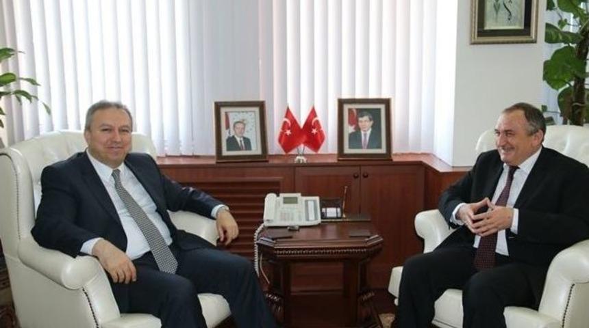 Başkan Alaaddin Yılmaz, Vali Ali Fidan&rsquo;ı Ziyaret Etti