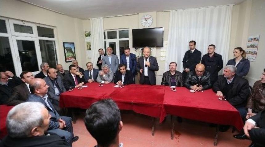 Bakan Işık, Kandıra K&ouml;ylerini Ziyaret Etti