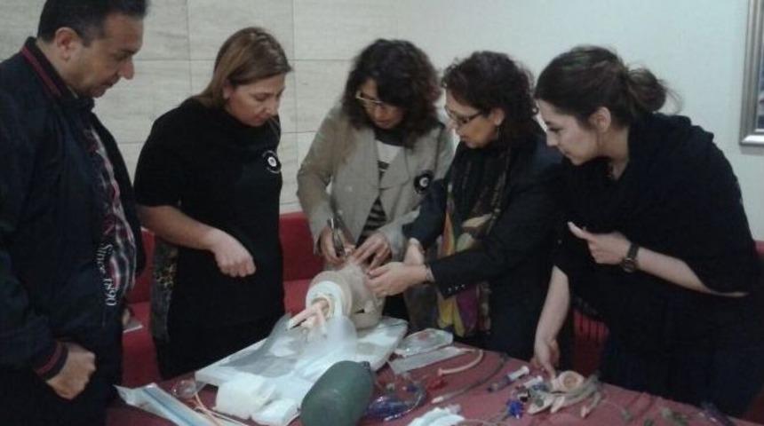 Mersin&rsquo;deki Anestezistler Me&uuml;&rsquo;de Toplandı