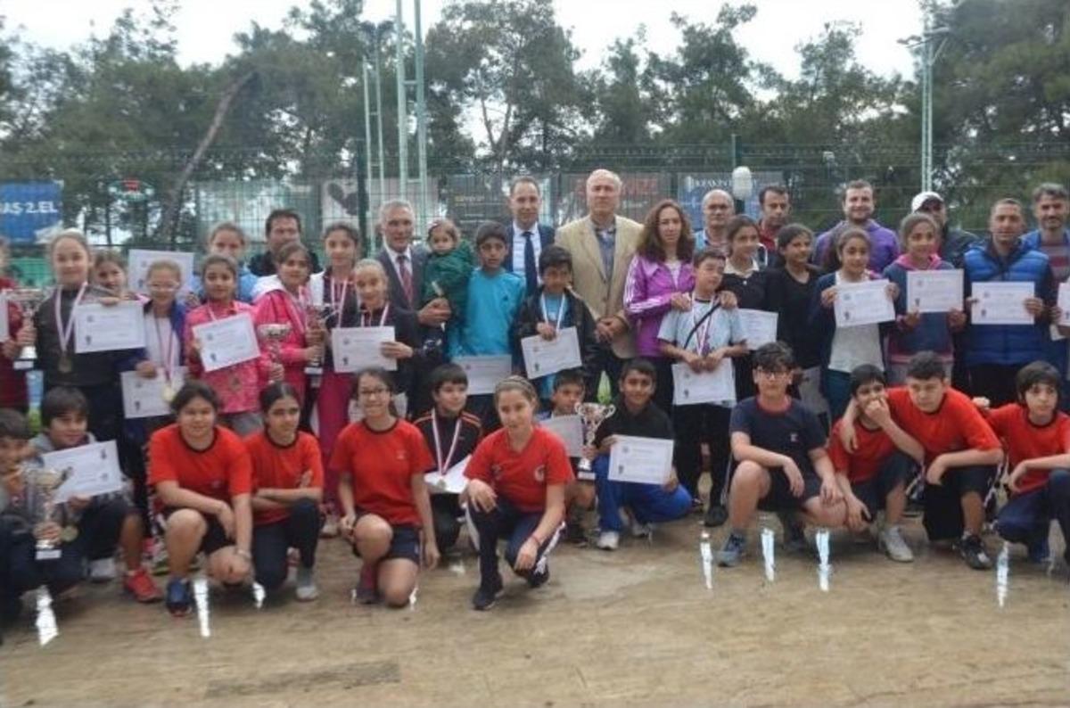Adana&rsquo;da Okullarası K&uuml;&ccedil;&uuml;kler Tenis Grup M&uuml;sabakaları