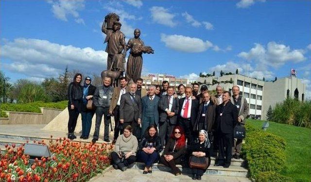 Eskişehir Şairler Derneği Salihli Şiir Şöleni’nde