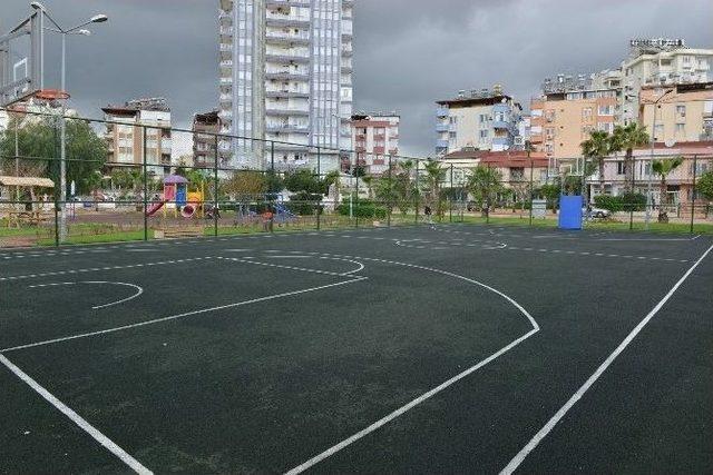 Toros Mahallesi’ndeki Parkta Düzenleme Çalışmaları Tamamlandı