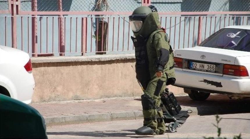 Adıyaman&rsquo;da Ş&uuml;pheli &Ccedil;anta F&uuml;nye İle Patlatıldı