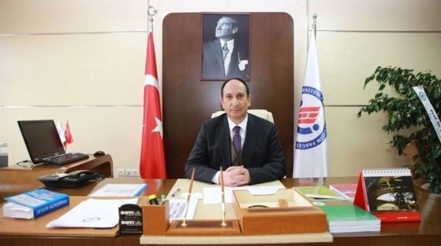 Bayburt &Uuml;niversitesi Eğitim Fak&uuml;ltesi Yeni Dekanı Prof. Dr. G&uuml;lc&uuml;, G&ouml;revine Başladı