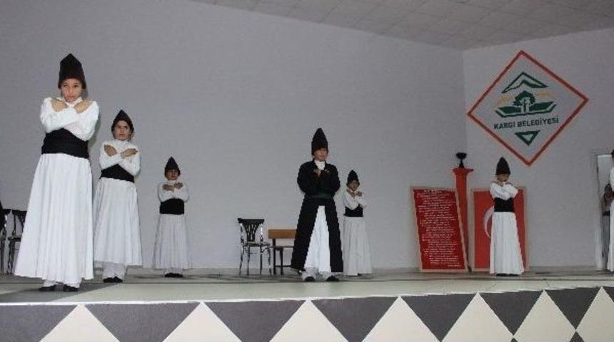 İlkokul &Ouml;ğrencilerden Kutlu Doğum Etkinliği