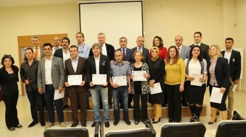 Girişimci Adayları Sertifikalarını Aldı