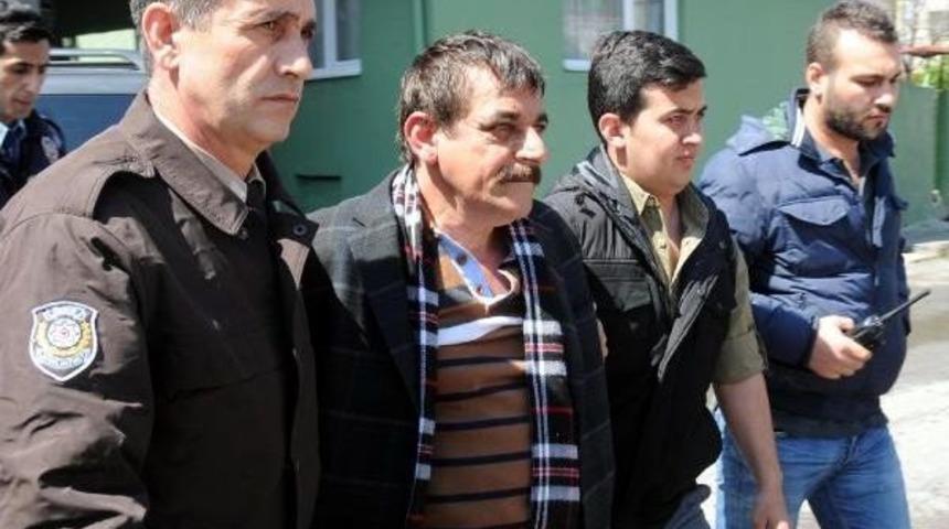 Bı&ccedil;aklama Su&ccedil;undan Aranıyordu, Sahte Kimlikle Yakalandı