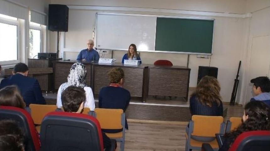 &Ouml;ğrencilere Mesleki Tanıtım Semineri