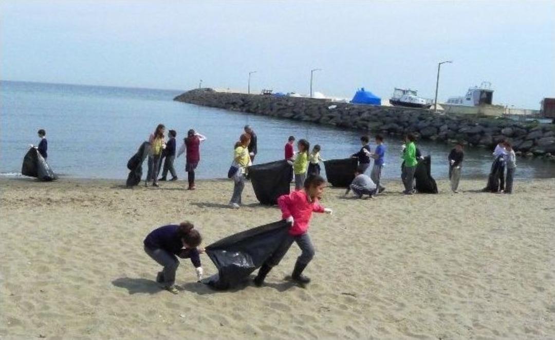 Temiz Bir &Ccedil;evre İ&ccedil;in Belediye-&ouml;ğrenci İşbirliği