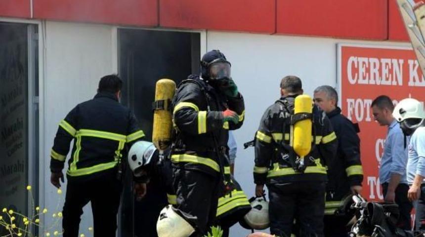 Antalya'da Havai Fişek Deposunda Patlama: 1 &Ouml;l&uuml;, 2 Yaralı (2)