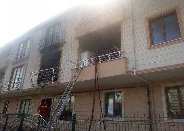 Düzce’de Apartman Dairesinde Patlama: 2 Yaralı