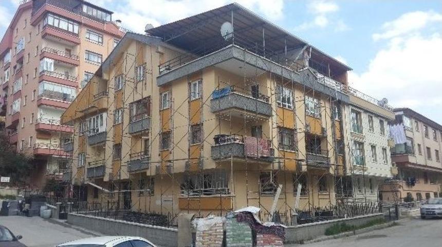 (&ouml;zel Haber) Başkent&rsquo;te Park Kavgası: 3 Yaralı