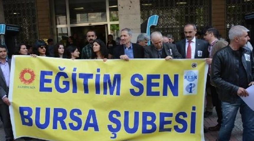 Eğitim- Sen'in Yalova Valisi'ni Istifaya &Ccedil;ağırma Eylemi