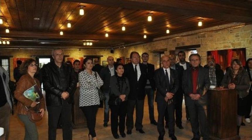 Kuşadası&rsquo;nda G&uuml;vercin D&uuml;şleri Resim Sergisi