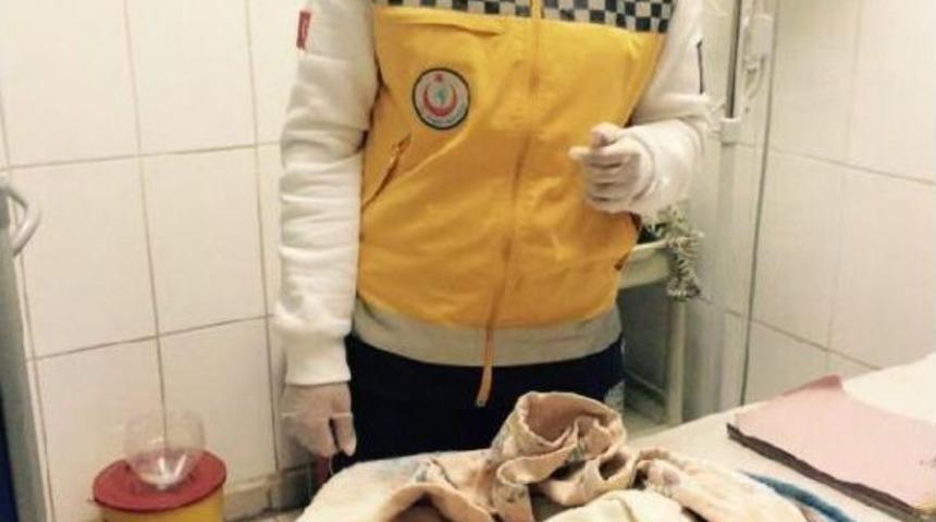 Şanlıurfa'da Cami Avlusunda Kız Bebek Bulundu