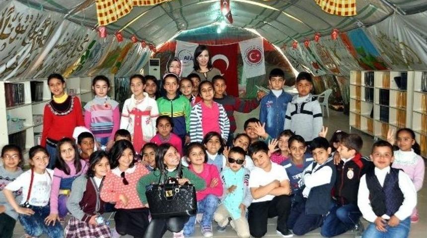T&uuml;rkiye&rsquo;li &Ouml;ğrenciler Suriye&rsquo;li &Ouml;ğrencileri Ziyeret Etti