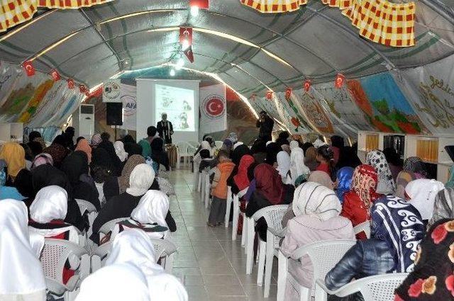 Çadır Kentte “erken Yaşta Evelilik” Semineri 1