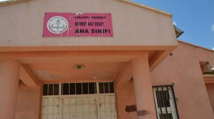 Şanlıurfa&rsquo;da Okul Ateşe Verildi