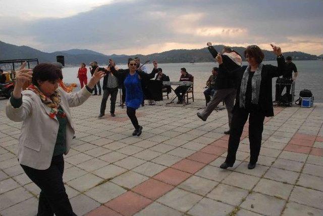 Fethiye’de Turizm Haftasına Eğlenceli Kokteyl