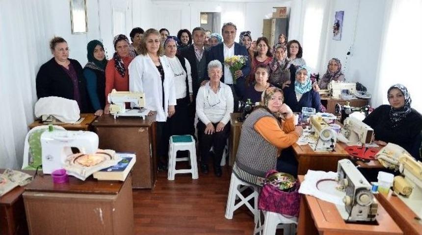 B&uuml;y&uuml;k Sergiye Hazırlanan Kursiyerlere Uysal&rsquo;dan Ziyaret