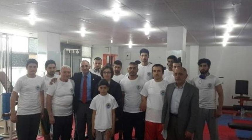 Dilovası Belediyesi&rsquo;nden Spora Destek