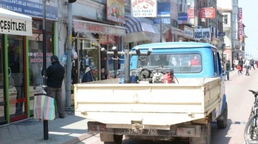 İnebolu Sokakları G&uuml;l Koktu