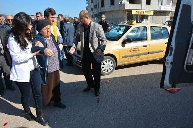 Trafik Kazası: 3 Yaralı 1