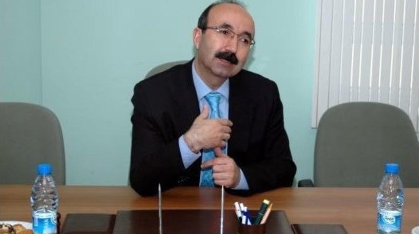 Prof. Dr. G&uuml;lmez: "papa&rsquo;nın A&ccedil;ıklamaları Konunun Siyasi Olduğunun Kanıtı"