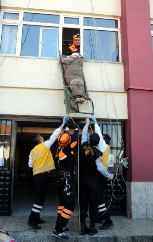 Lisede Deprem Tatbikatı