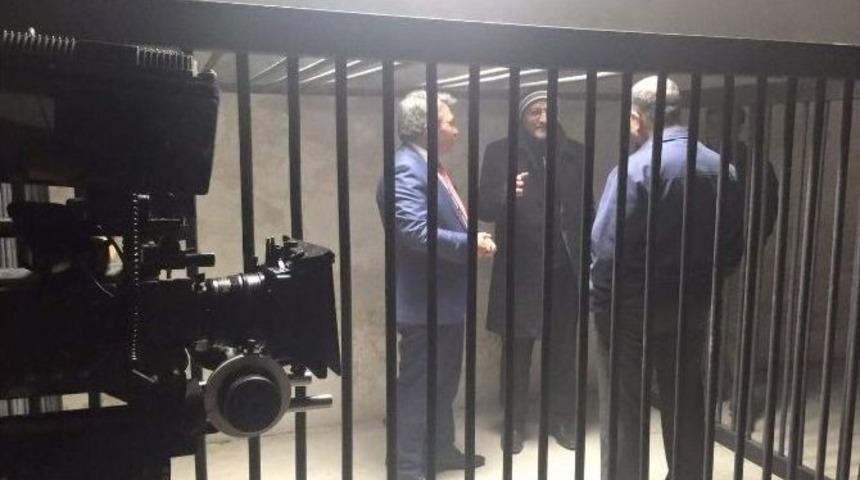 Milletvekili &Uuml;st&uuml;n Ve Kavaklıoğlu&rsquo;ndan Kafes Filmi&rsquo;ne Ziyaret