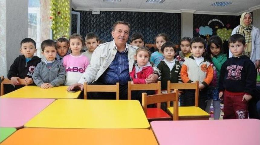 Başkan &Ccedil;etin, Nezaket Okulu&rsquo;nu Ziyaret Etti