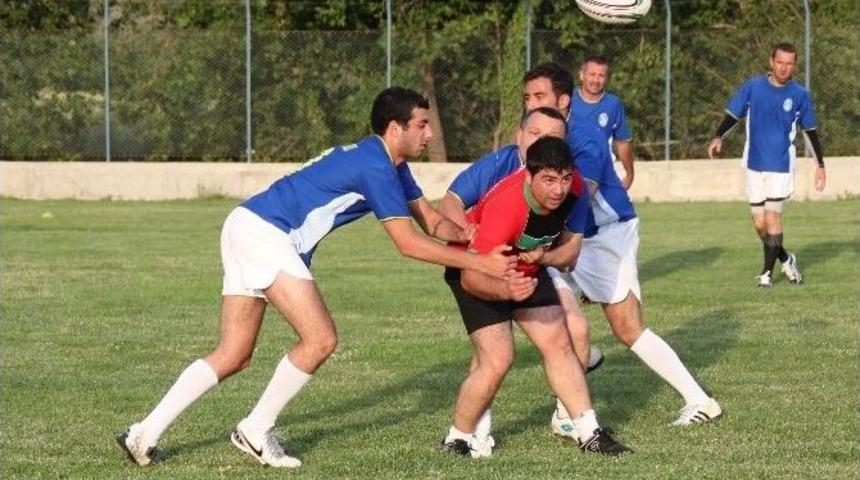 İzmir&rsquo;de Ragbi Ş&ouml;leni