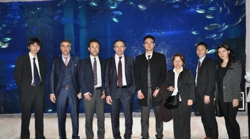 Japon Heyeti Dev Akvaryuma Hayran Kaldı