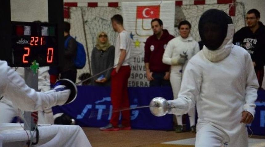 &Uuml;niversiteler Arası Eskrim Şampiyonası