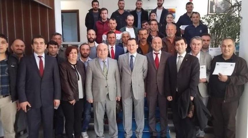 Kosgeb Katılım Belgelerini Teslim Etti