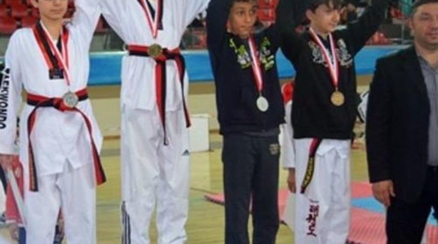 Sorgun Belediyespor Tekvandocuları T&uuml;rkiye Şampiyonasına Katılacak