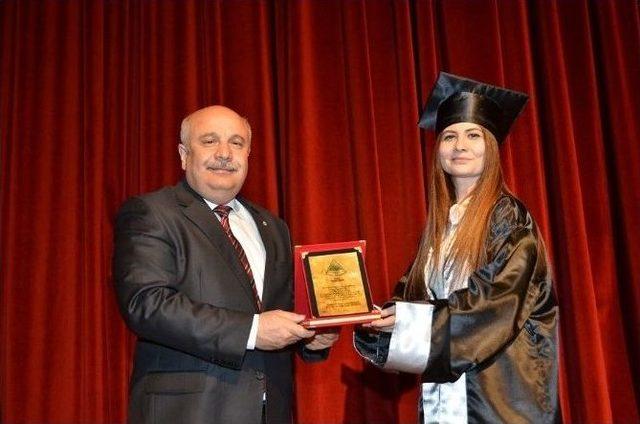 Turizm Fak&uuml;ltesi Mezuniyet T&ouml;reni D&uuml;zenlendi 1