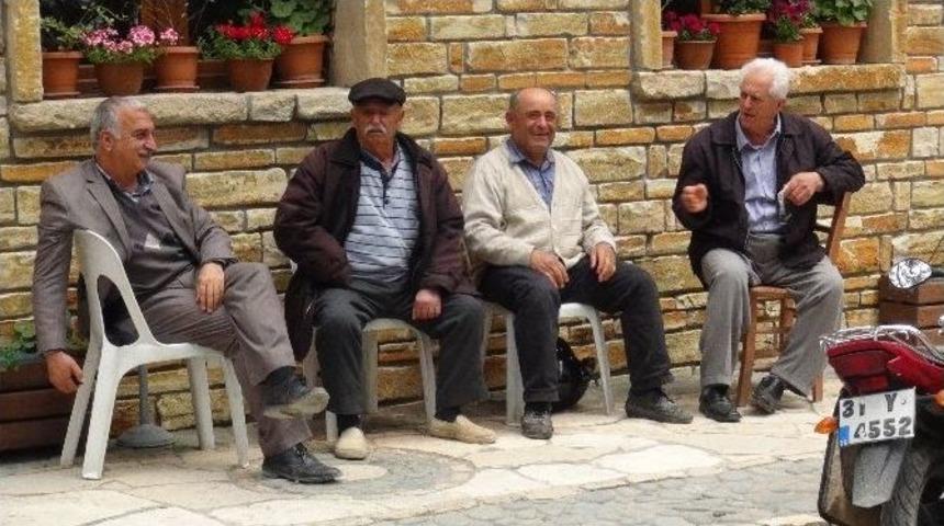 Vakıflı K&ouml;y&uuml; Ermeni Cemaati Başkanı &Ccedil;apar, Papa&rsquo;nın A&ccedil;ıklamalarını Yorumladı